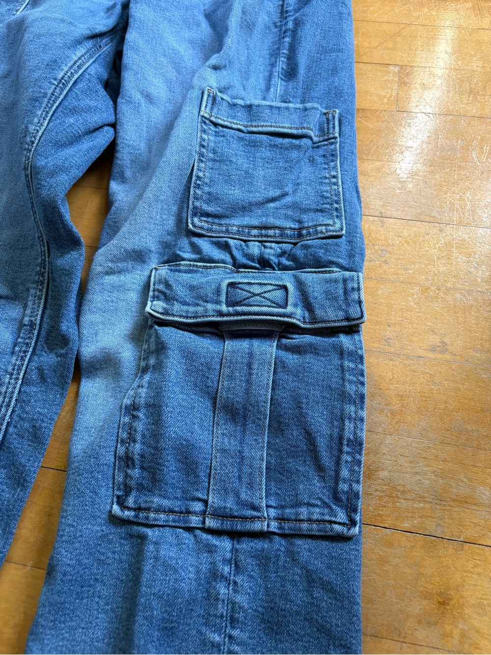 American Eagle Outfitters Blue Straight-Leg Cargo Jeans - Picture 4 of 6